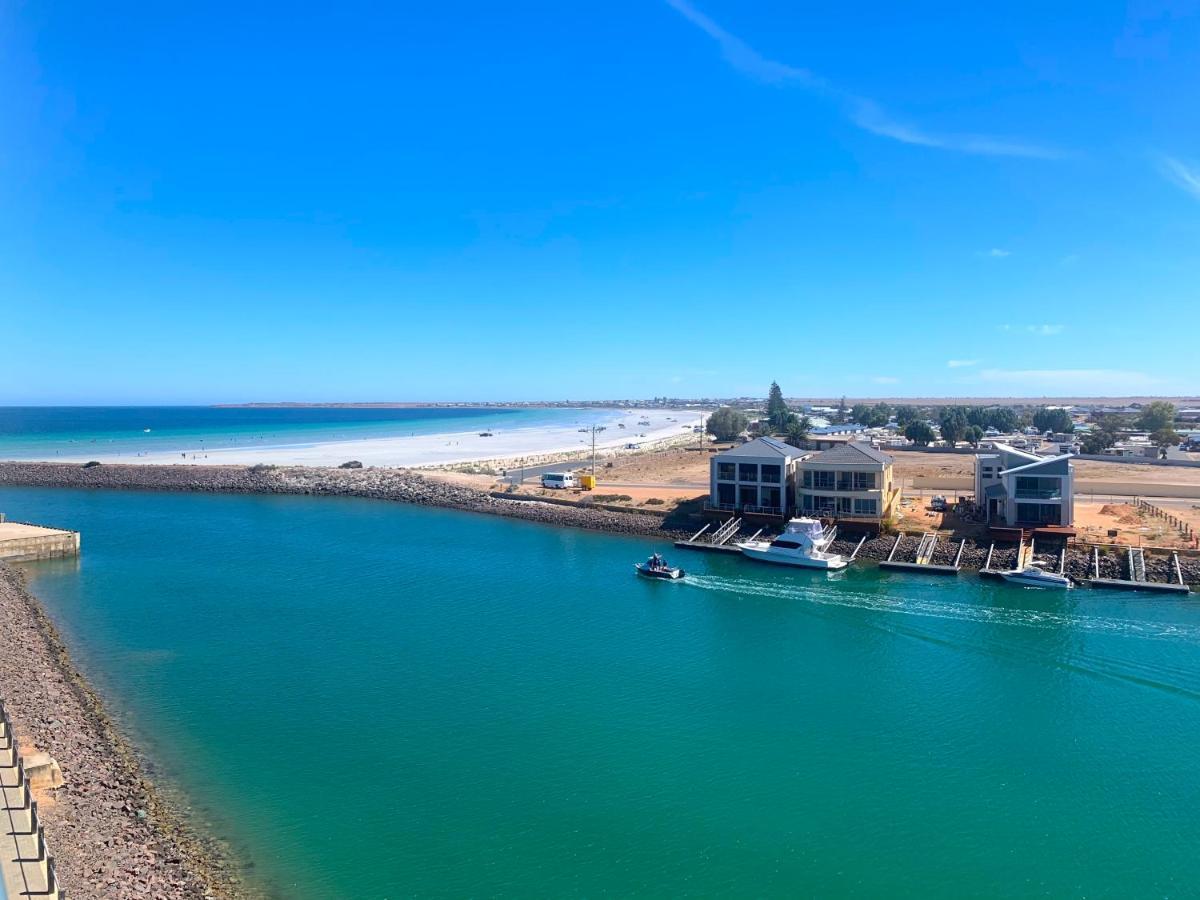 Wallaroo Marina Luxury Apartment Bagian luar foto