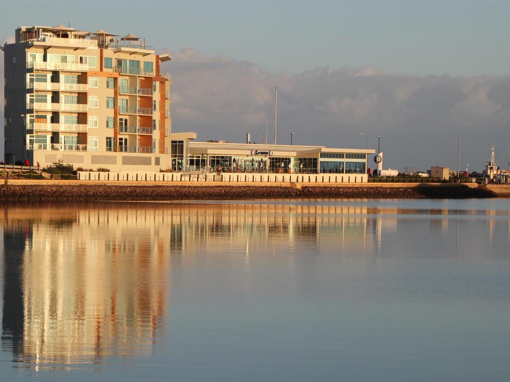 Wallaroo Marina Luxury Apartment Bagian luar foto