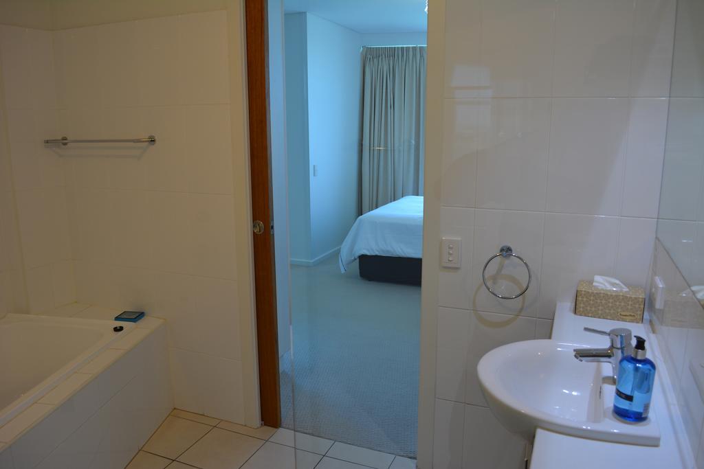 Wallaroo Marina Luxury Apartment Bagian luar foto
